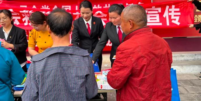 荔波法院：森林防火宣傳，防患于未“燃”